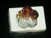 Anillo Ajustable Forma Flor Bañado en Plata-Marrón